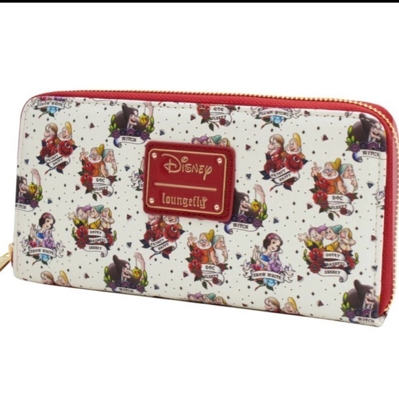 Loungefly Disney Snow White Tattoo Zip Around Wallet NWT - Picture 14 of 14